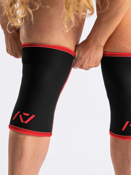 A7 Hourglass ニースリーブ IPF Approved『Red Dawn』Stiff